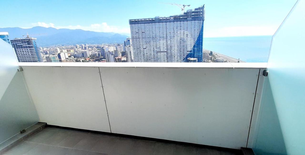 Alliance Palace Sea View Apartment Batumi Zewnętrze zdjęcie