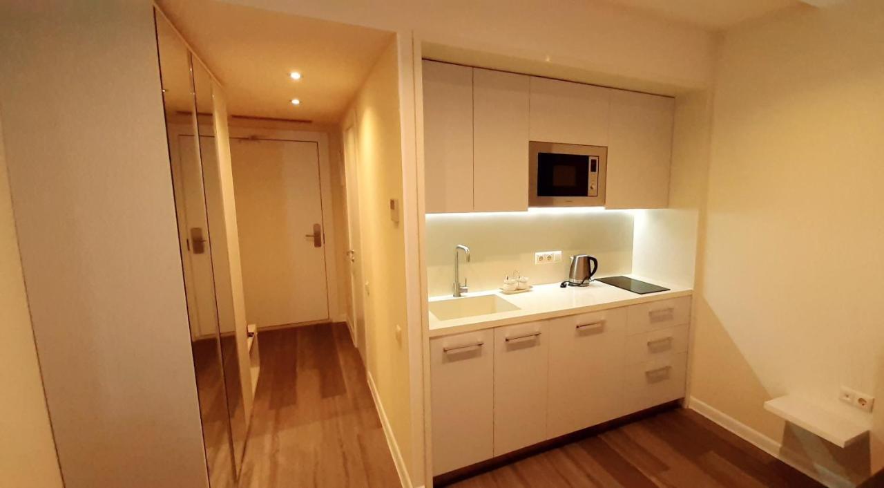 Alliance Palace Sea View Apartment Batumi Zewnętrze zdjęcie