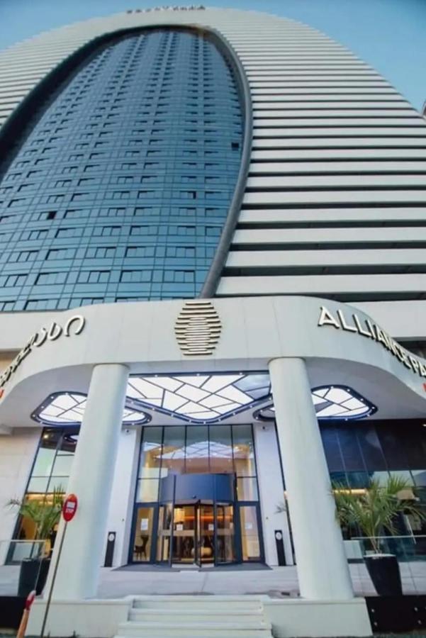Alliance Palace Sea View Apartment Batumi Zewnętrze zdjęcie